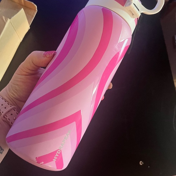 Pink Heart Patterned Water Bottle - Picture 7 of 10